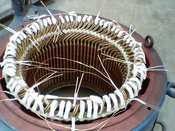 西瑪電機(jī)電源電壓不平衡對(duì)電機(jī)性能的影響。