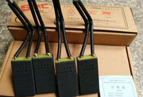導致直流電機的碳刷發(fā)生故障的兩個主要因素。