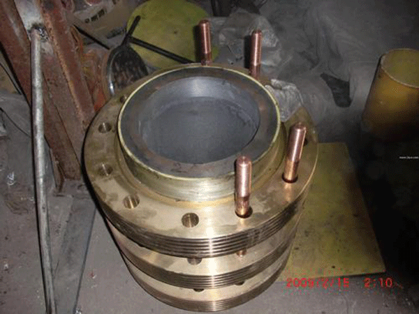 如何在加工過程中防止電機滑環(huán)損壞？