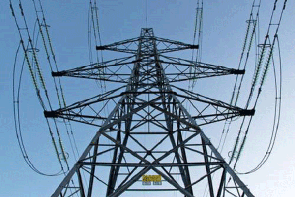 YRKK高壓電機必須承受多大的電壓？